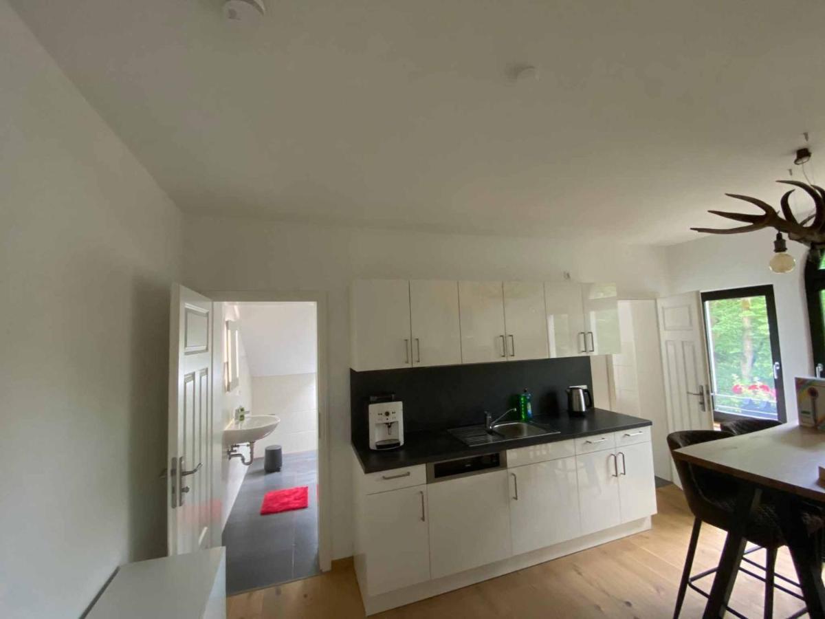 Forsthaus Apartamento Crimmitschau Exterior foto